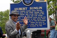 Hubert Sumlin bei der Enth&uuml;llung seines Mississippi Blues Trail-Markers in Greenwood